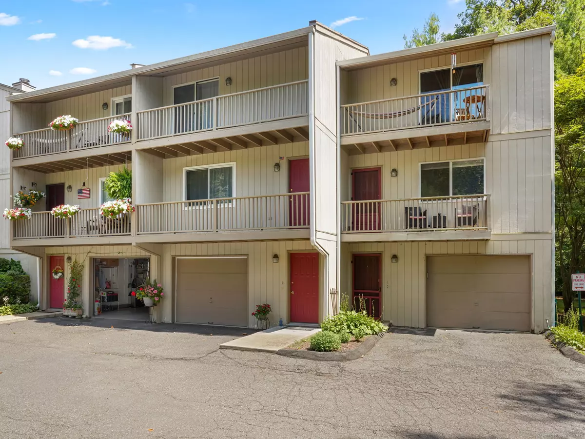 Norwalk, CT 06851,100 Wolfpit Avenue #2