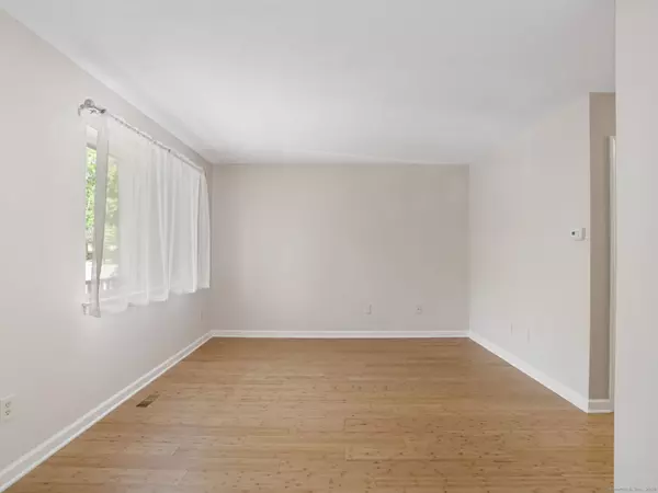 Norwalk, CT 06851,100 Wolfpit Avenue #2