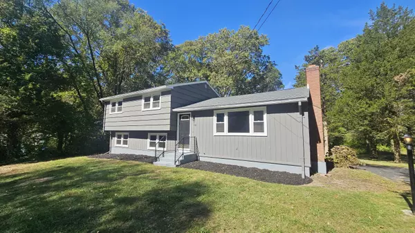 Clinton, CT 06413,15 Alden Drive