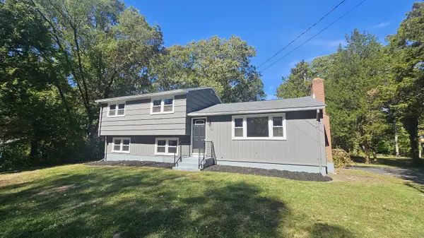 15 Alden Drive, Clinton, CT 06413