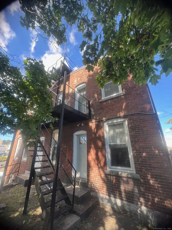 New London, CT 06320,40 Pearl Street