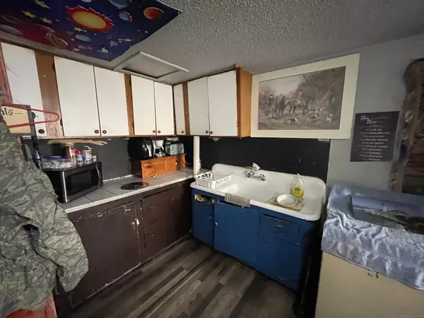 Vernon, CT 06066,93 Vernon Avenue