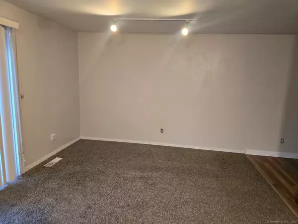 Cromwell, CT 06416,30 Glenview Drive #30