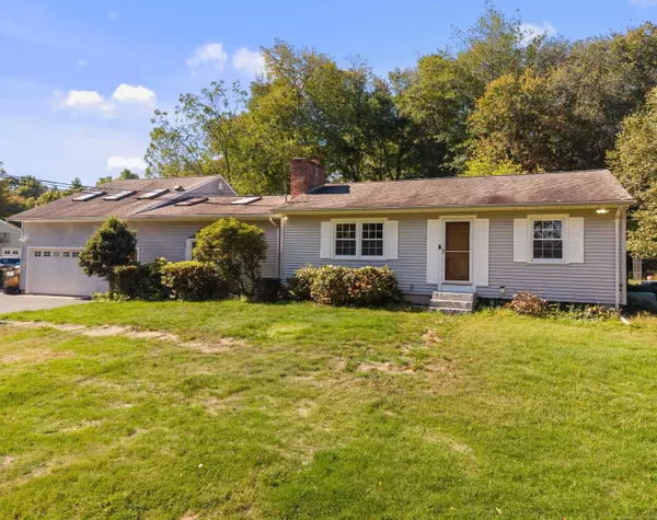 360 East River Road, Guilford, CT 06437