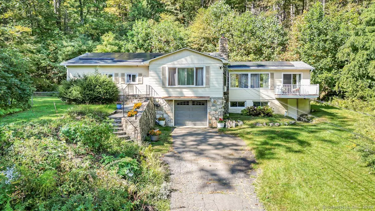 New Fairfield, CT 06812,153 Shortwoods Road