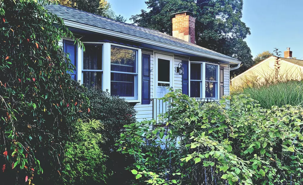 17 Hoye Street, Plymouth, CT 06786