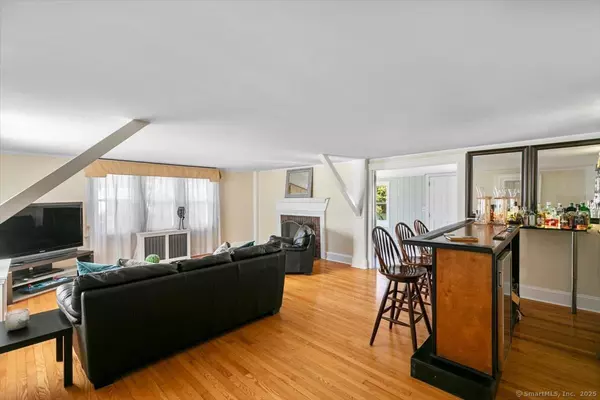 Wallingford, CT 06492,632 North Elm Street