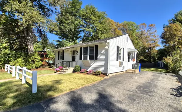 New Hartford, CT 06057,22 Wickett Street