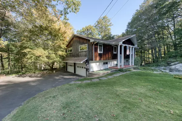 Danbury, CT 06811,20 Lower Lake Road