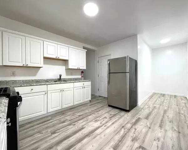 New Haven, CT 06511,19 Townsend Street #1