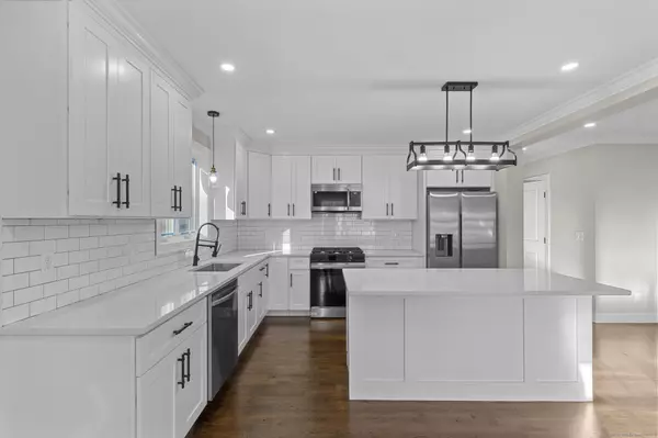 Bridgeport, CT 06608,289 Harriet Street