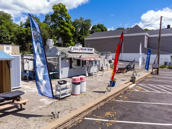 Norwich, CT 06360,184 North Main Street