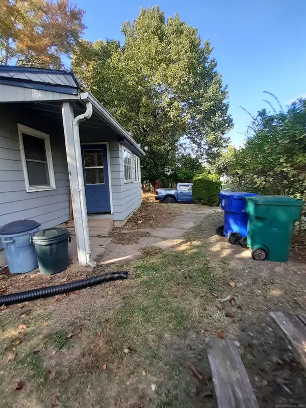 East Windsor, CT 06016,16 Elaine Drive