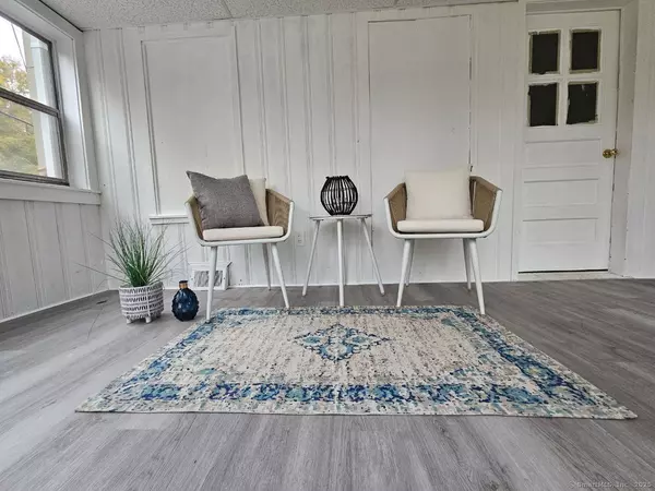 10 Benedict Street, Plymouth, CT 06786