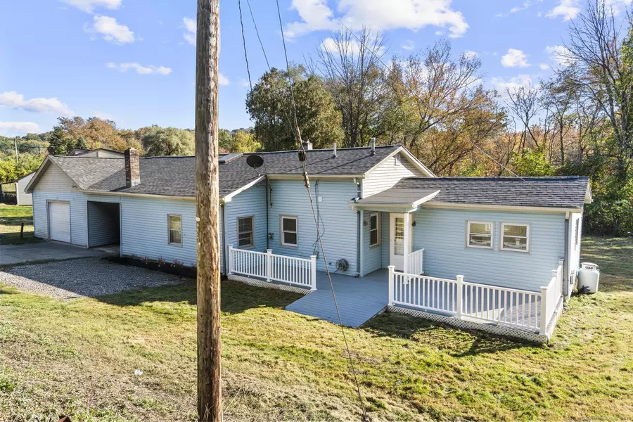 20 Pautipaug Hill Road, Sprague, CT 06330