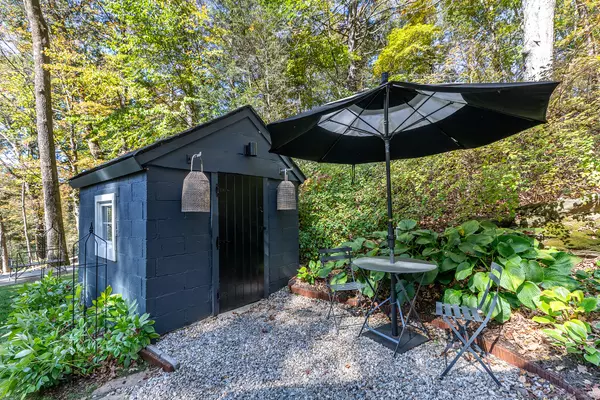 Washington, CT 06794,44 Bee Brook Road