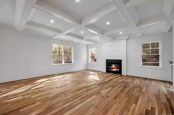 Southbury, CT 06488,120 Lum Lot Road