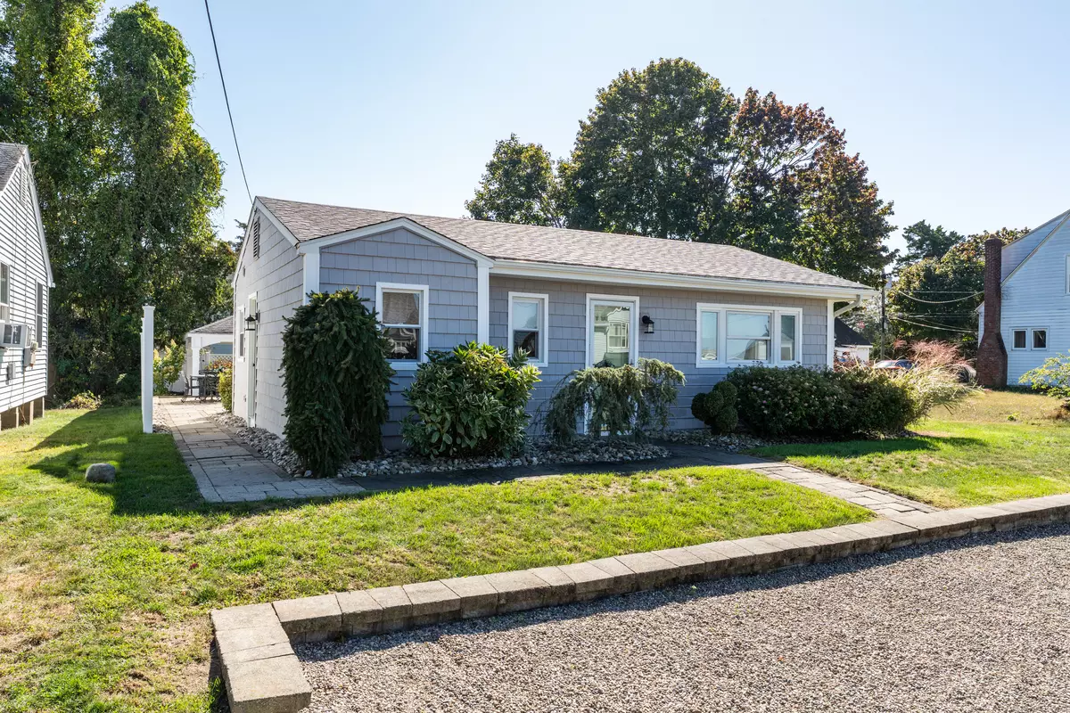 Clinton, CT 06413,56 Uncas Road