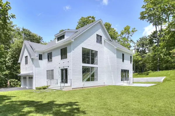 3 Hubbel's Lane, Westport, CT 06880