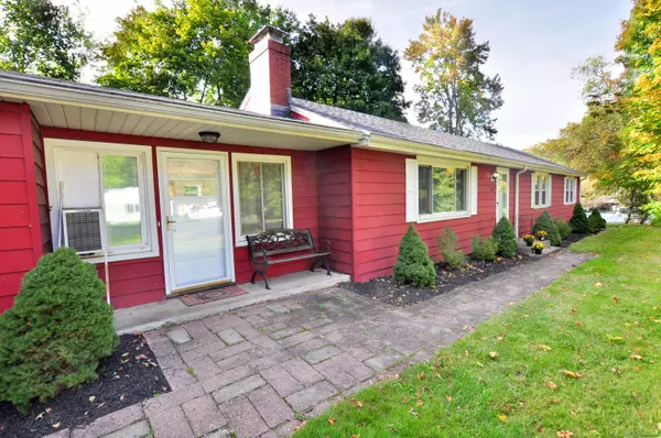 Bloomfield, CT 06002,10 Foothills Way