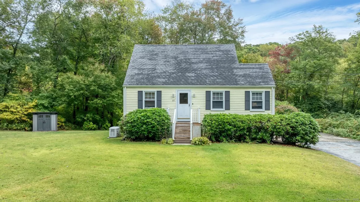 Waterford, CT 06385,37 Spithead Road