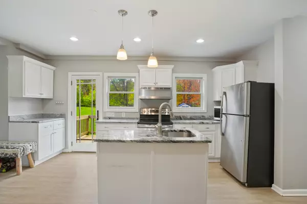 Prospect, CT 06712,42 Clark Hill Road