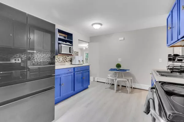 6 Avenue East Extension, Beacon Falls, CT 06403