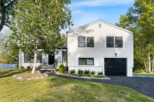27 Mary Lane, Greenwich, CT 06878