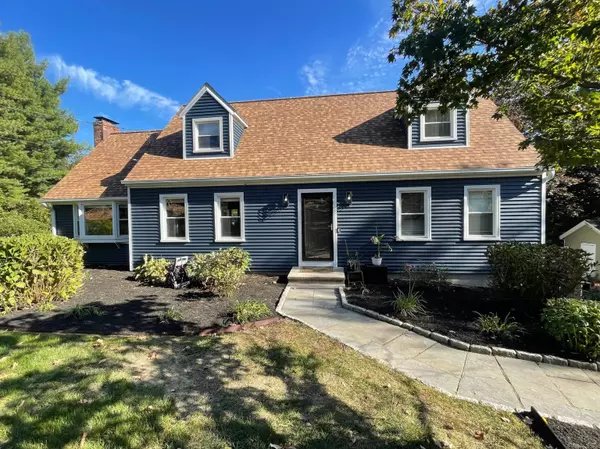 84 Oxbow Lane, North Branford, CT 06472