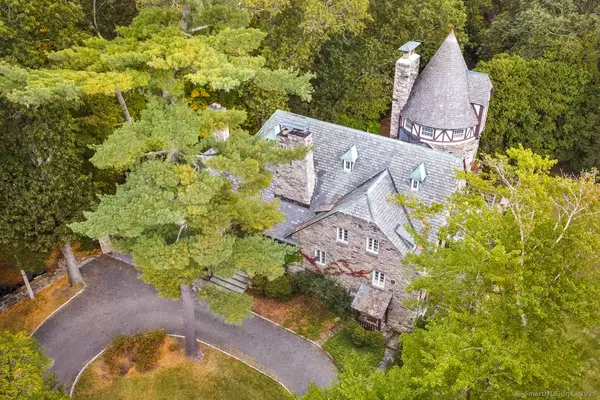 271 Hunting Ridge Road, Stamford, CT 06903