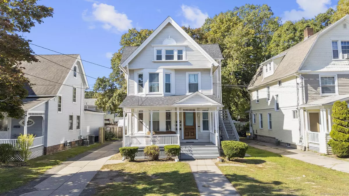 West Haven, CT 06516,626 Savin Avenue
