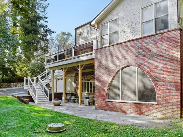 Trumbull, CT 06611,244 Strobel Road