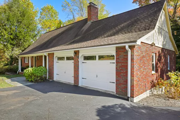 Trumbull, CT 06611,244 Strobel Road