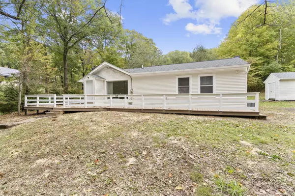 57 Hermitage Lane, North Haven, CT 06473