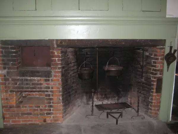 Norwich, CT 06360,8 Vergason Avenue