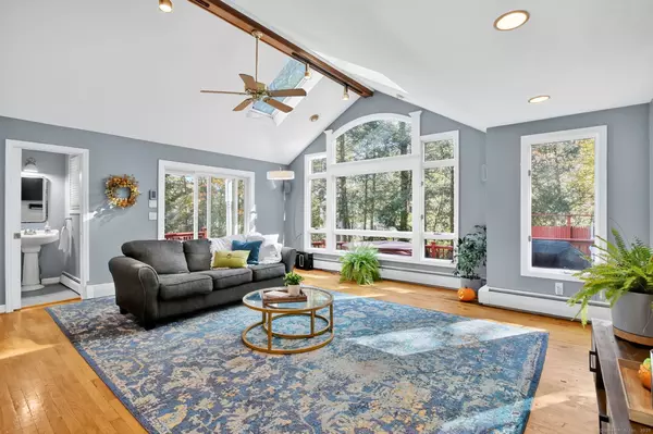 Avon, CT 06001,124 Winding Lane