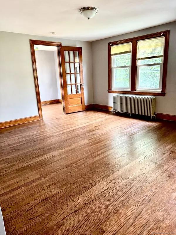 Naugatuck, CT 06770,15 Nettleton Avenue