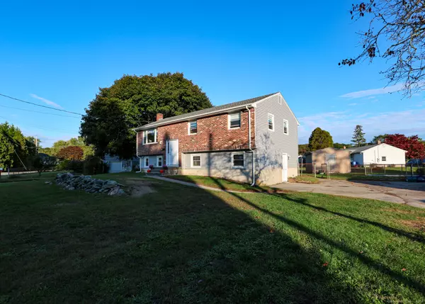 Groton, CT 06340,17 Brookside Lane