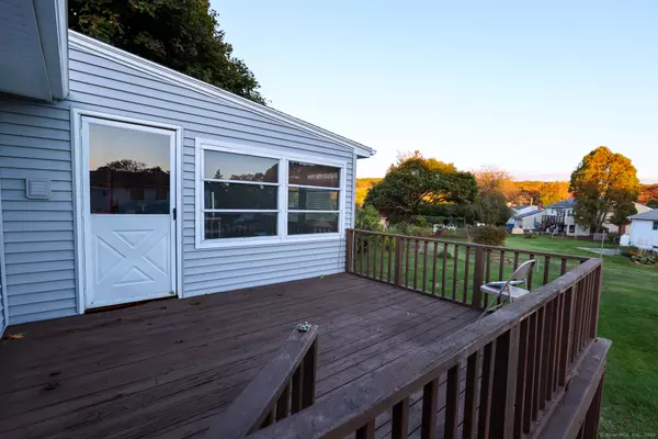 Groton, CT 06340,17 Brookside Lane