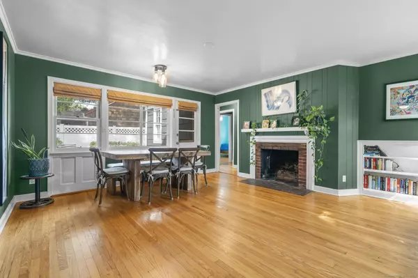 Greenwich, CT 06807,42 Mead Avenue