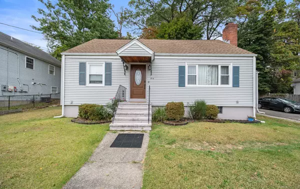 Bridgeport, CT 06606,814 Platt Street