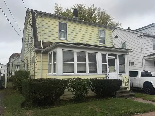 86 Concord Street, Hamden, CT 06514