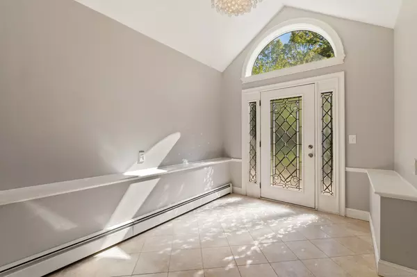 Coventry, CT 06238,38 John Paul Lane