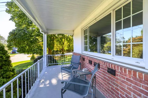 Stamford, CT 06905,22 Hastings Lane