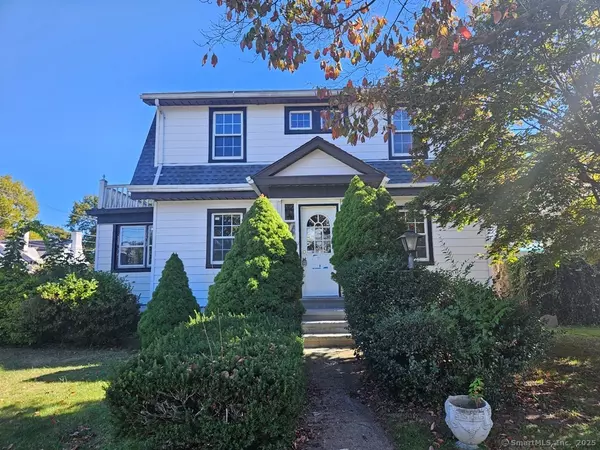 5 Lindsley Place, Stratford, CT 06615