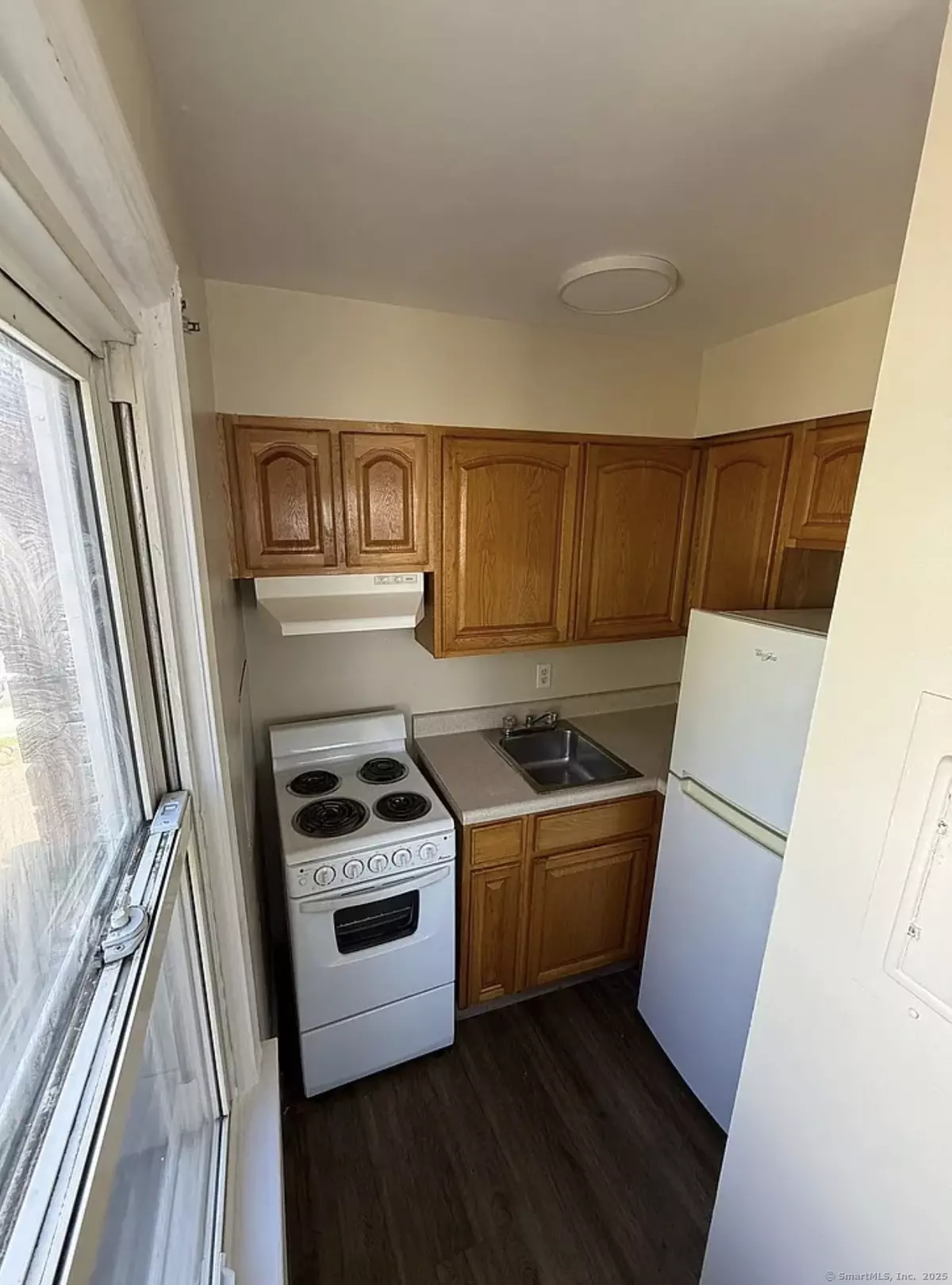 Bridgeport, CT 06606,52 McKinley Avenue #9