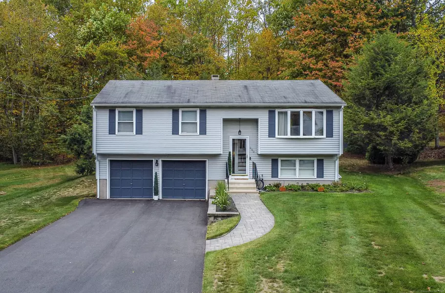 200 Russo Drive, Hamden, CT 06518