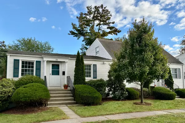 15 Welch Terrace, Fairfield, CT 06824