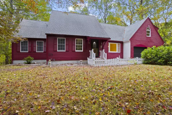 698 Brayman Hollow Road, Pomfret, CT 06259
