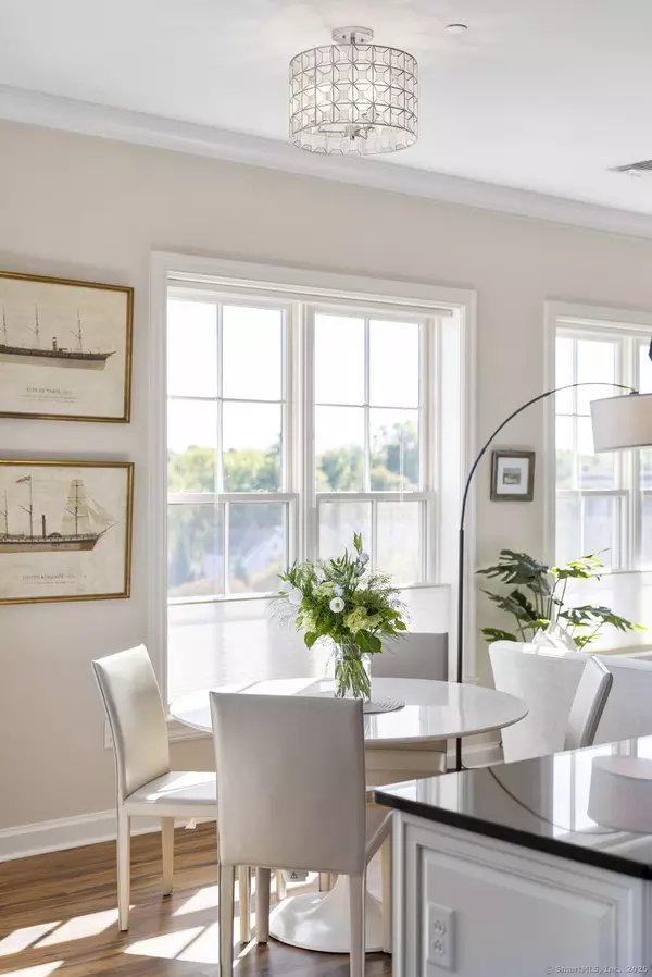 West Hartford, CT 06107,85 Memorial Road #APT 512